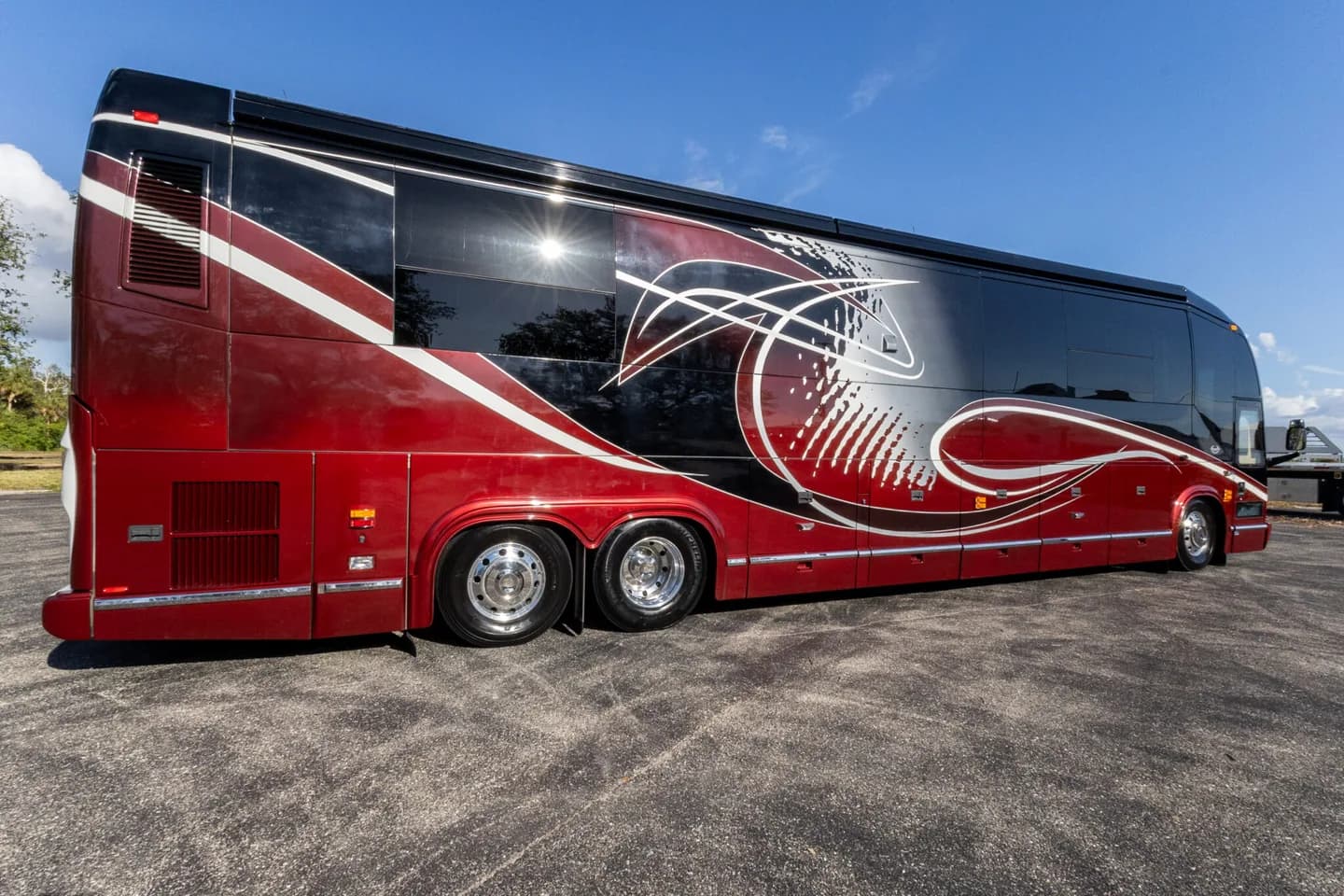 2009 Prevost Marathon H3-45
