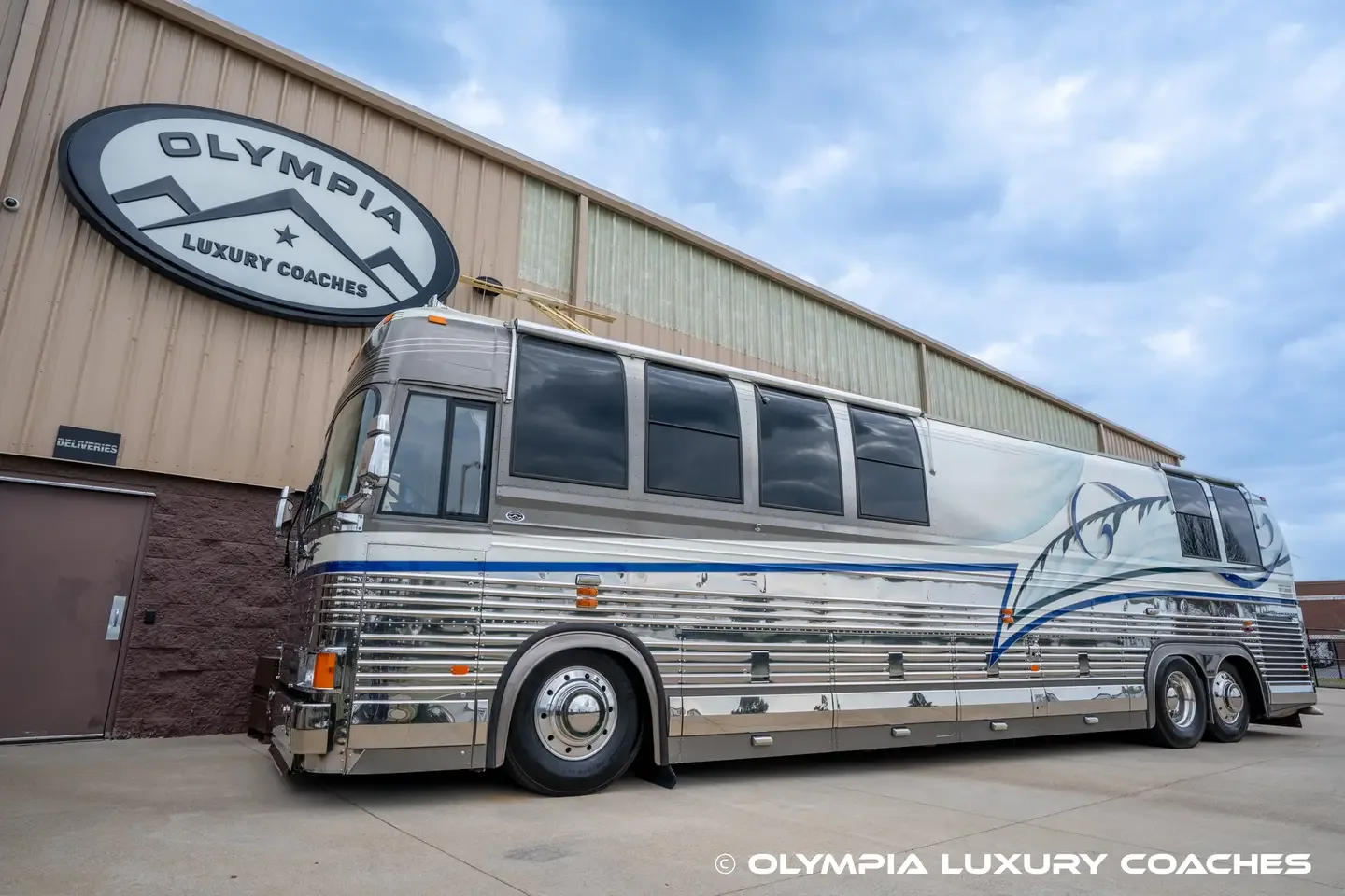1997 Country Coach XL : Non-Slide