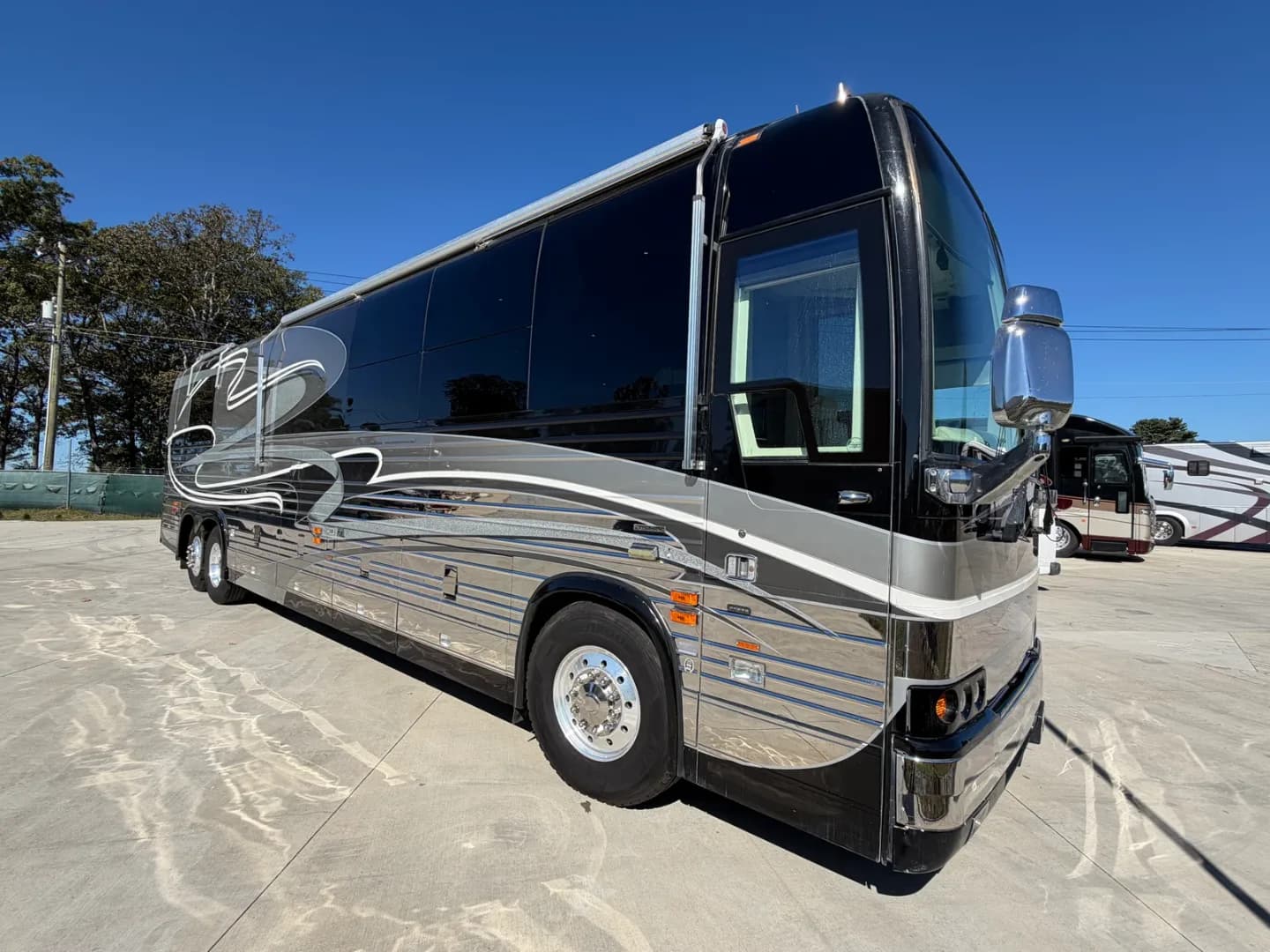 2002 Country Coach XLII : SINGLE SLIDE 40'