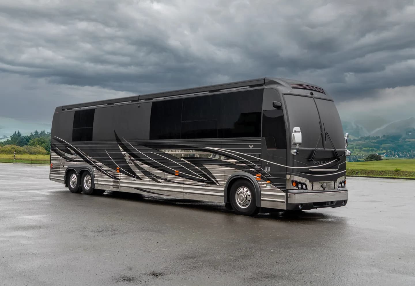 2024 Prevost Marathon X3 DS