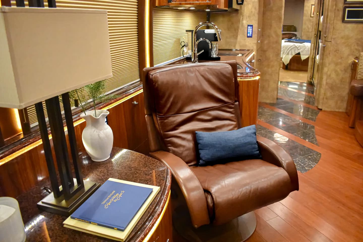 2015 Marathon XLII DS