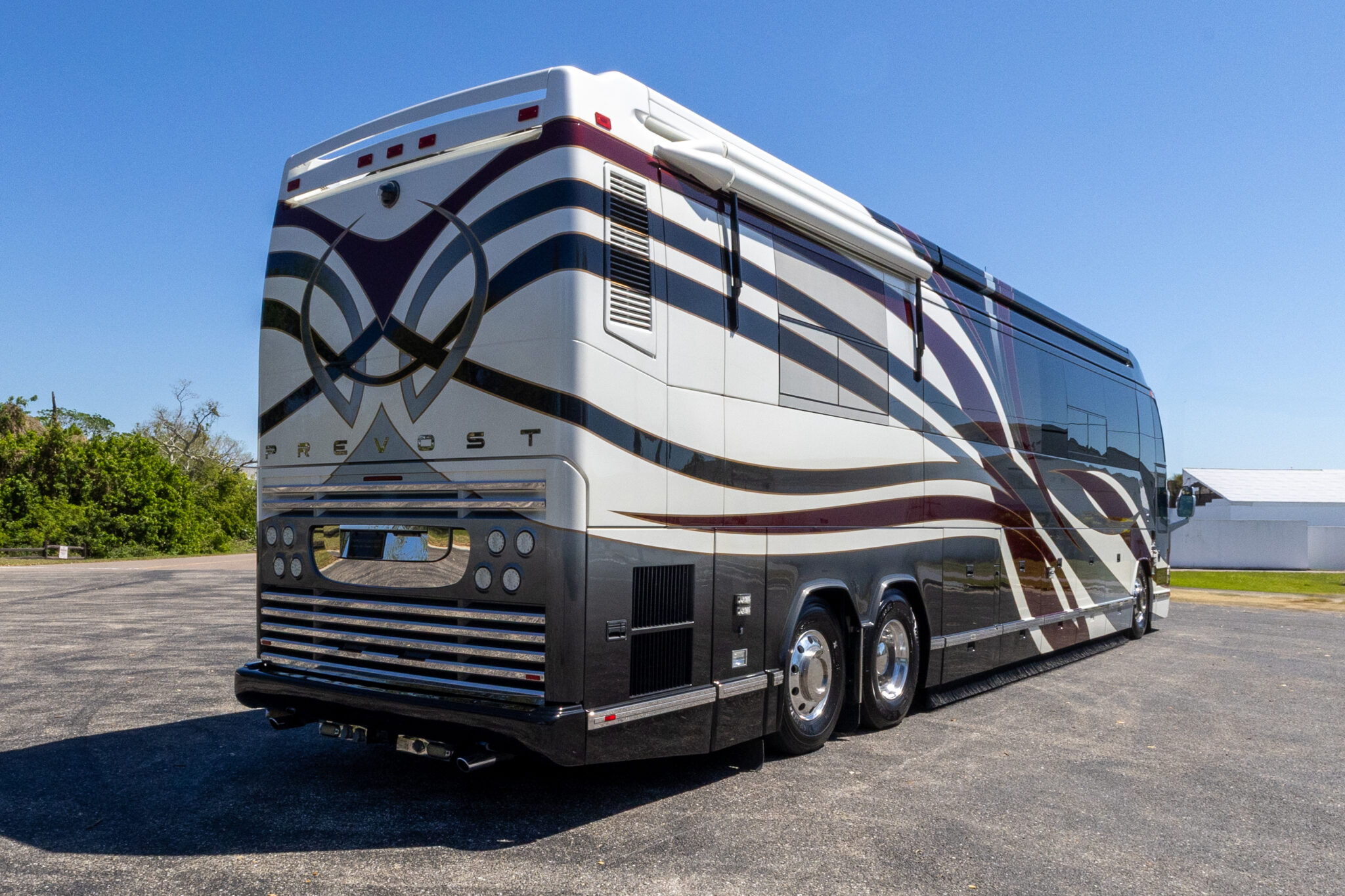 2008 Prevost Featherlite H3-45