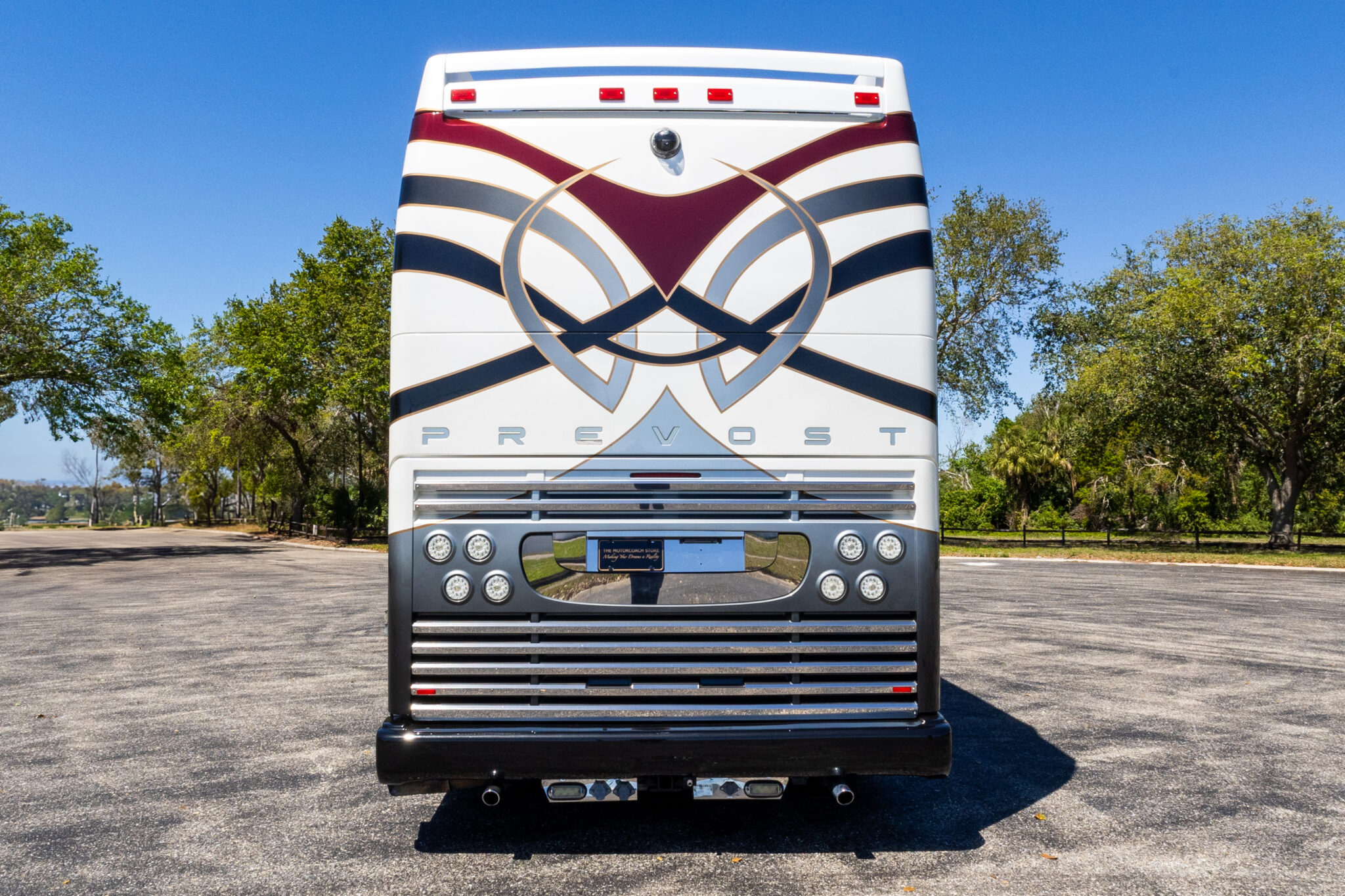 2008 Prevost Featherlite H3-45