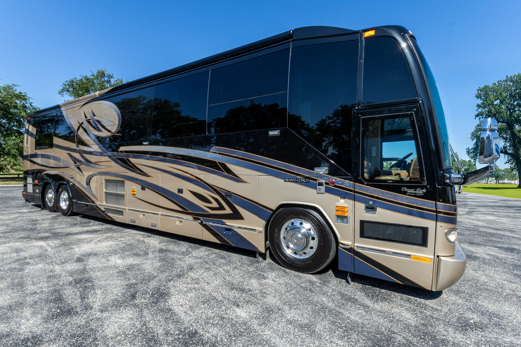 2009 Prevost Liberty H3-45