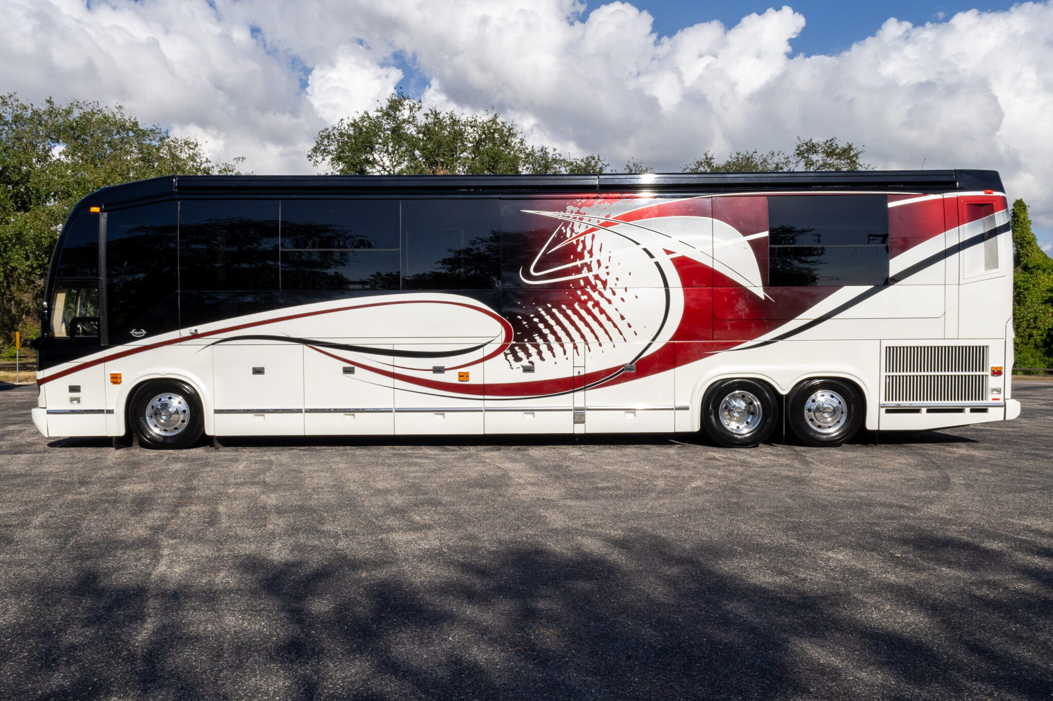 2009 Prevost Marathon H3-45