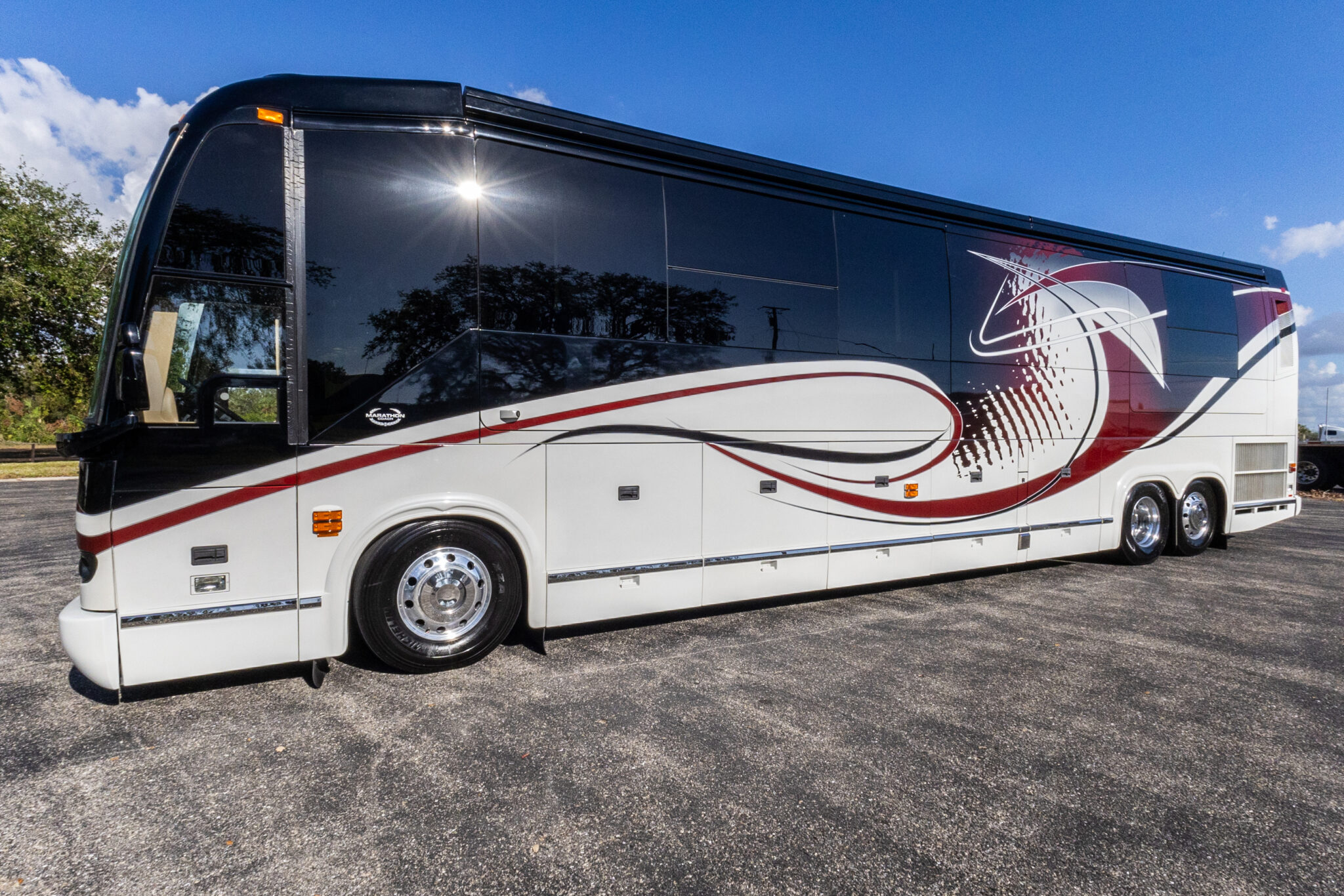2009 Prevost Marathon H3-45