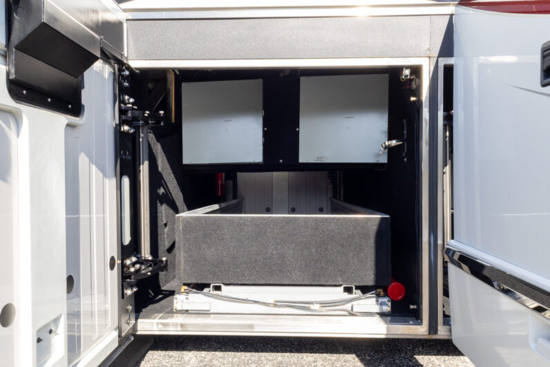 2009 Prevost Marathon H3-45