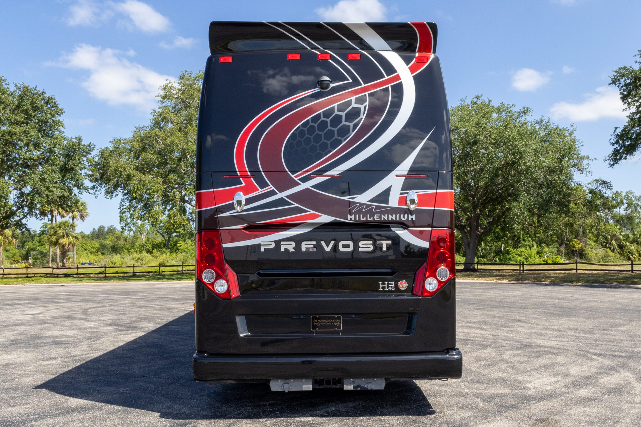 2018 Prevost Millenium H3-45