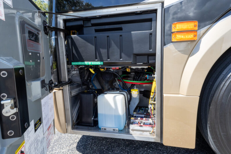 2021 Prevost Emerald H3-45