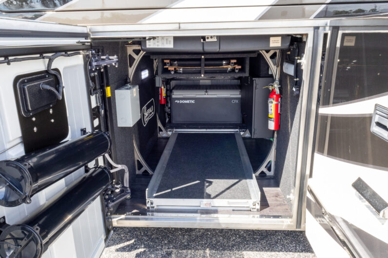 2021 Prevost Emerald H3-45