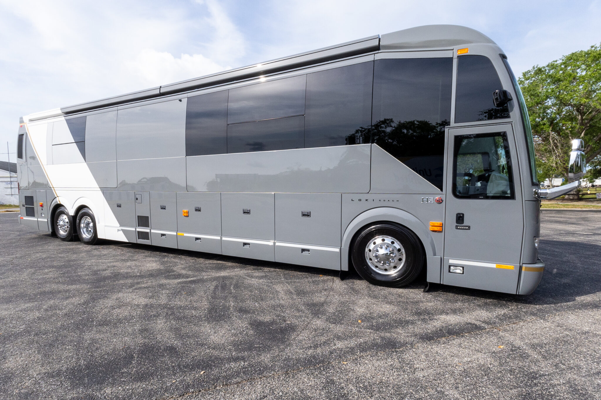 2024 Prevost Loki H3-45