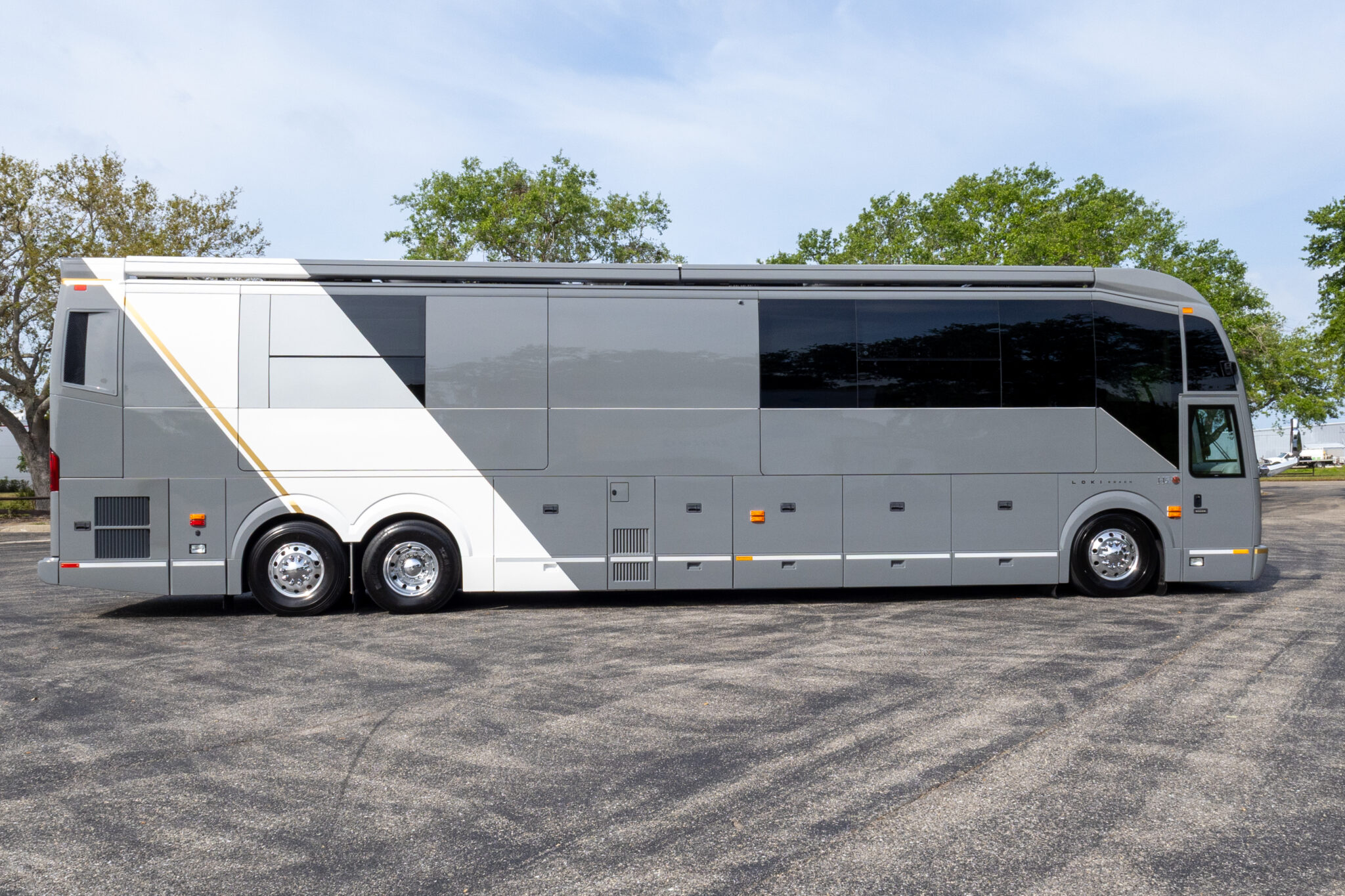 2024 Prevost Loki H3-45