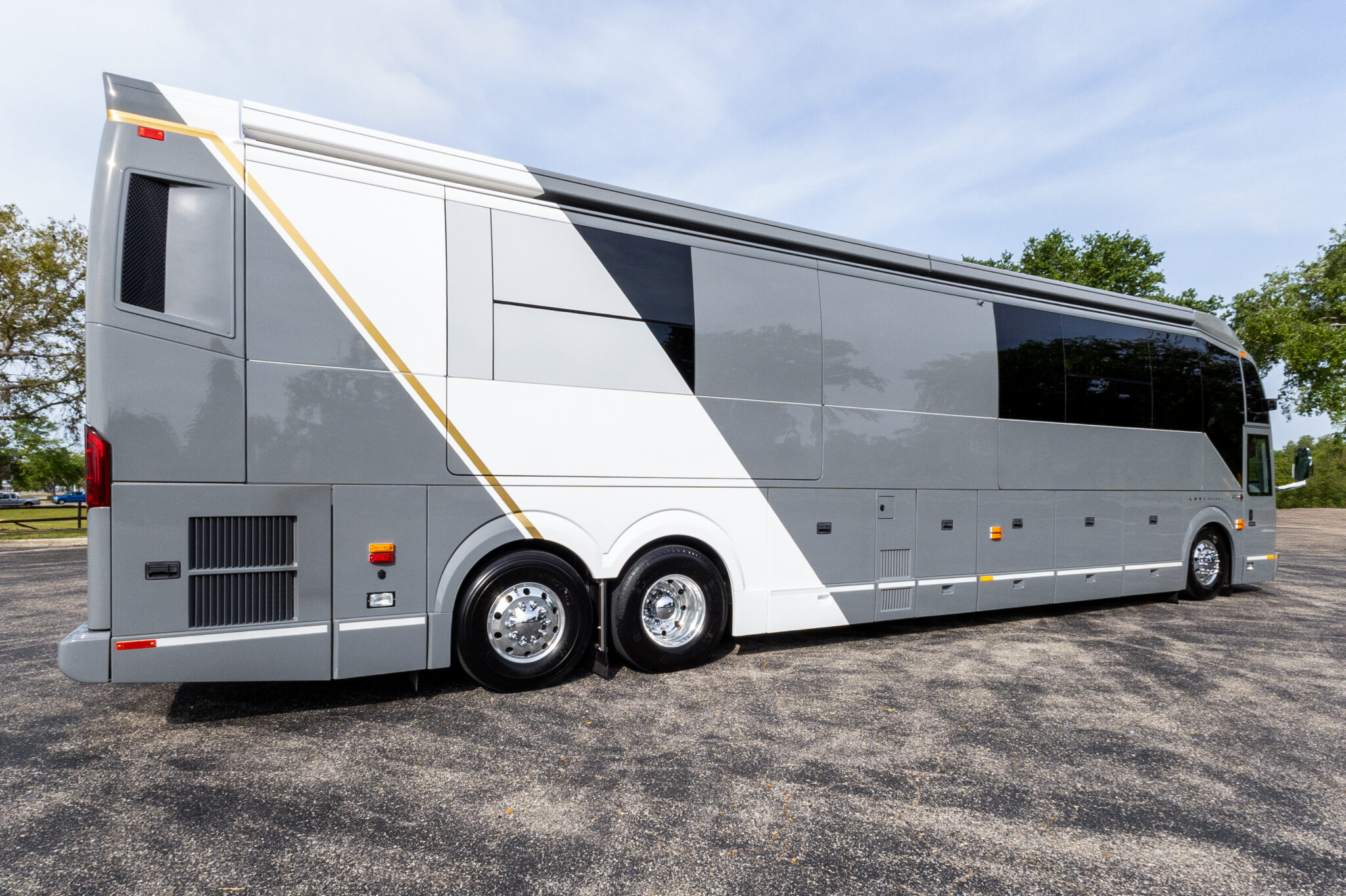 2024 Prevost Loki H3-45