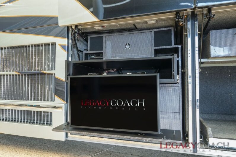 2005 Prevost Liberty Elegant Lady H3-45 – Double Slide