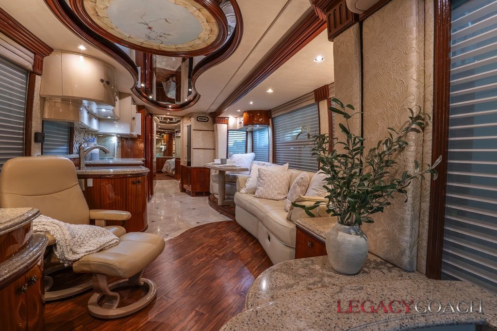 2005 Prevost Liberty Elegant Lady H3-45 – Double Slide