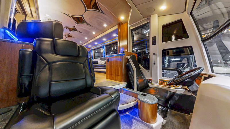 2001 Marathon Prevost H3-45