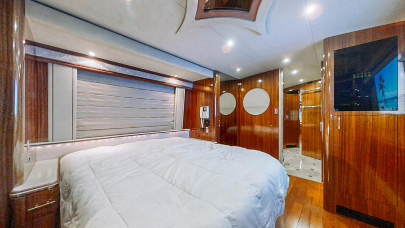 2001 Prevost Marathon H3-45