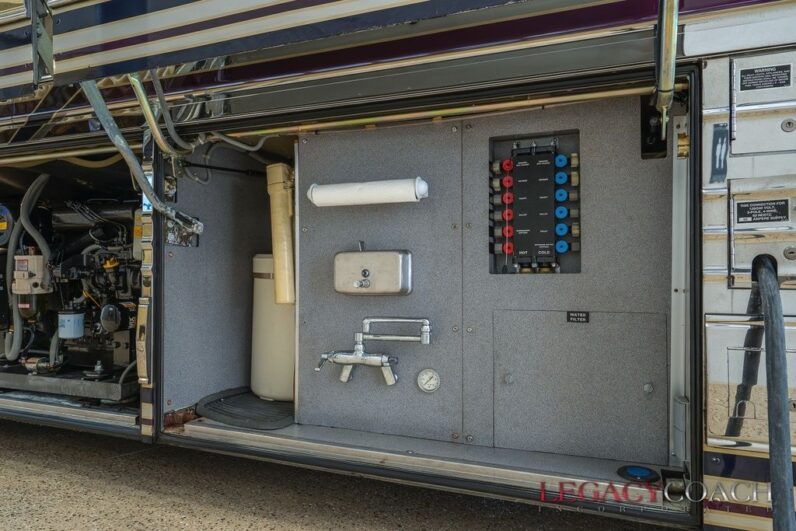 2001 Prevost Country Coach XLII – Non-Slide