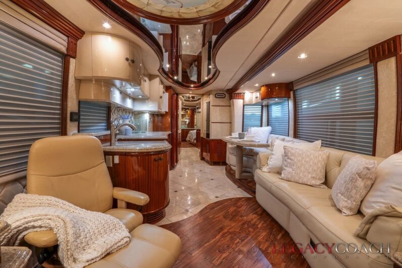 2005 Prevost Liberty Elegant Lady H3-45 – Double Slide