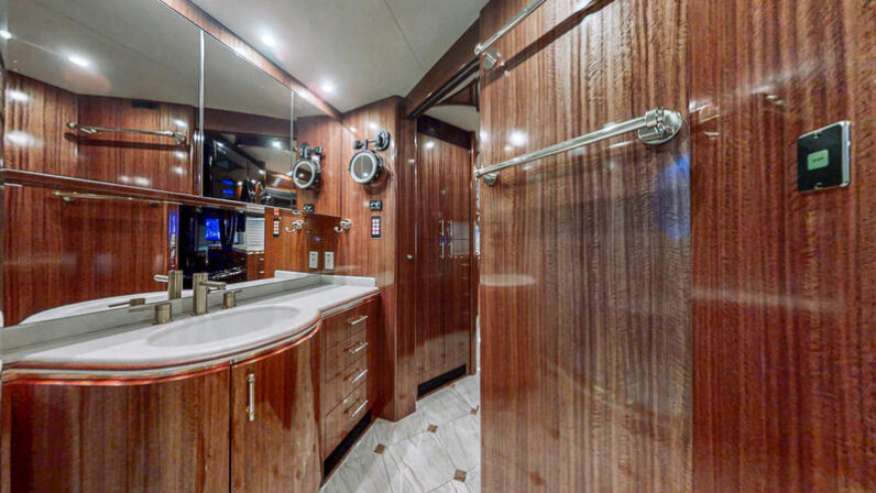 2001 Prevost Marathon H3-45