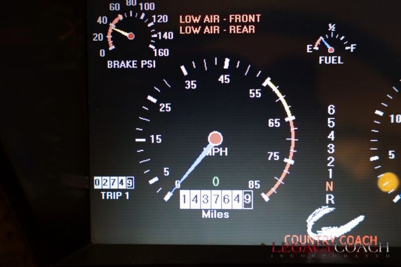 2001 Prevost Country Coach XLII – Non-Slide