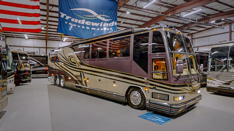 1999 Prevost Featherlite H3-45