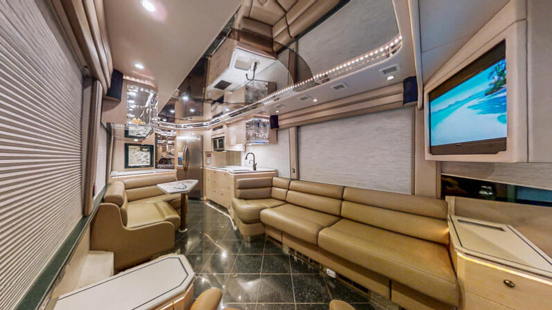 1999 Prevost Featherlite H3-45