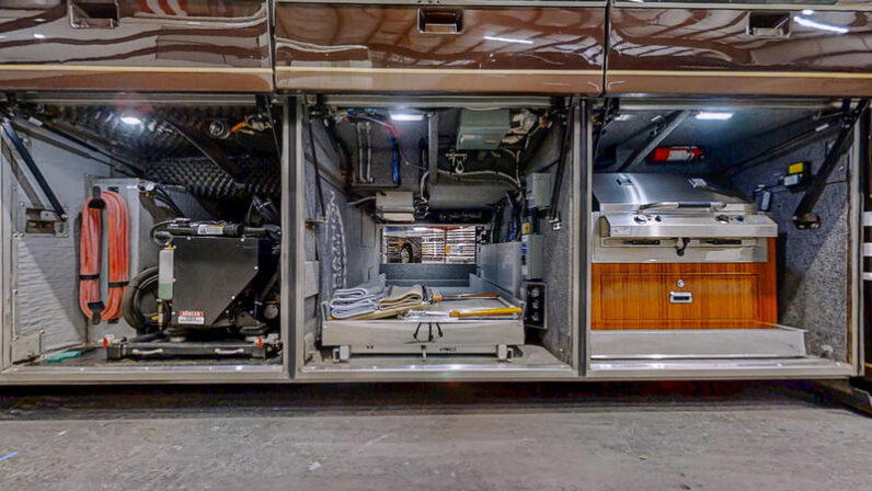 2001 Prevost Marathon H3-45