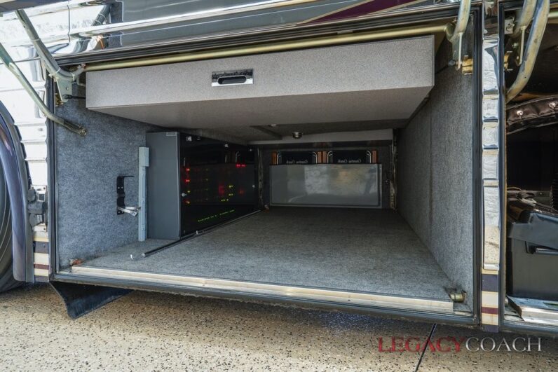 2001 Prevost Country Coach XLII – Non-Slide