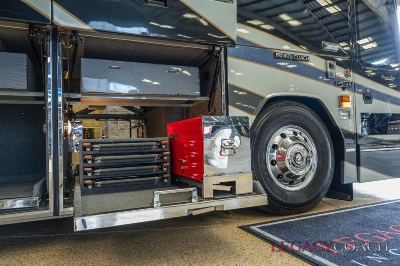 2005 Prevost Liberty Elegant Lady H3-45 – Double Slide