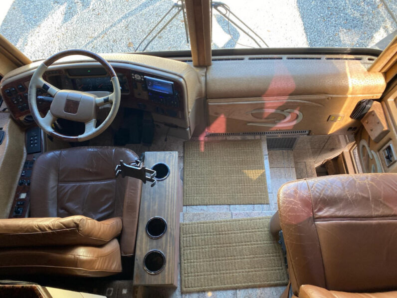 2006 H3-45 Prevost Double Slide