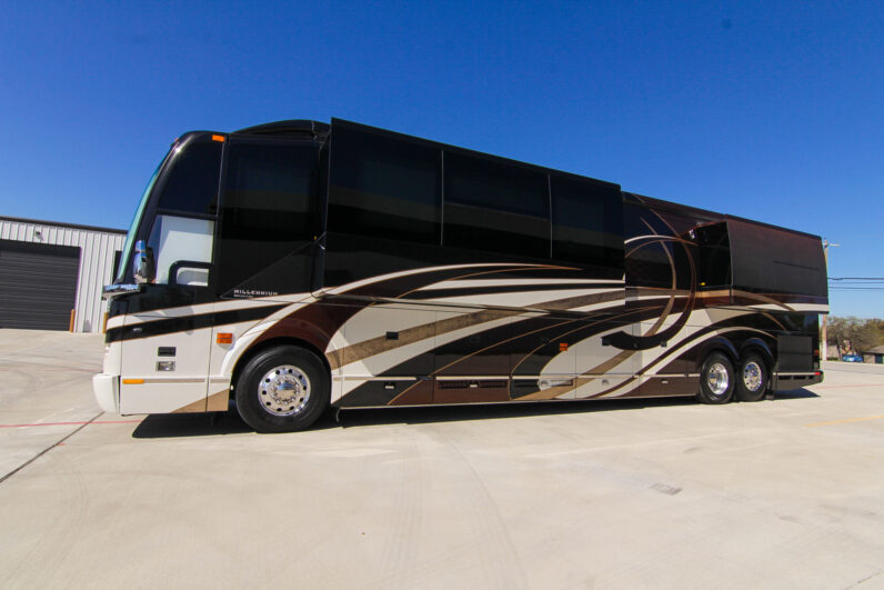 2013 Prevost Millennium H3-45 Double Slide