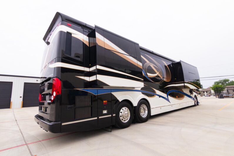 2014 Prevost Millennium H3-45 Quad Slide