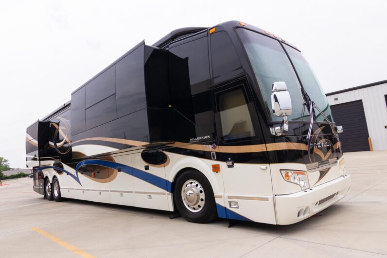 2014 Prevost Millennium H3-45 Quad Slide
