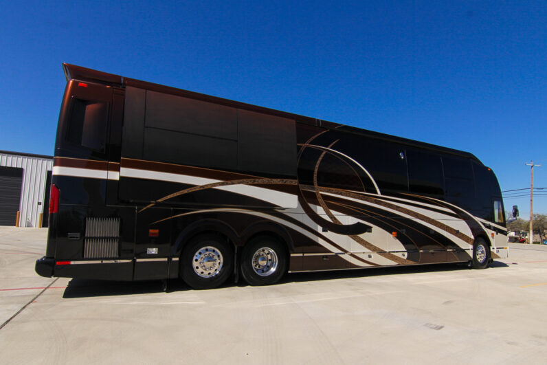 2013 Prevost Millennium H3-45 Double Slide