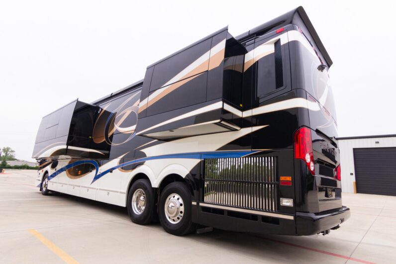 2014 Prevost Millennium H3-45 Quad Slide