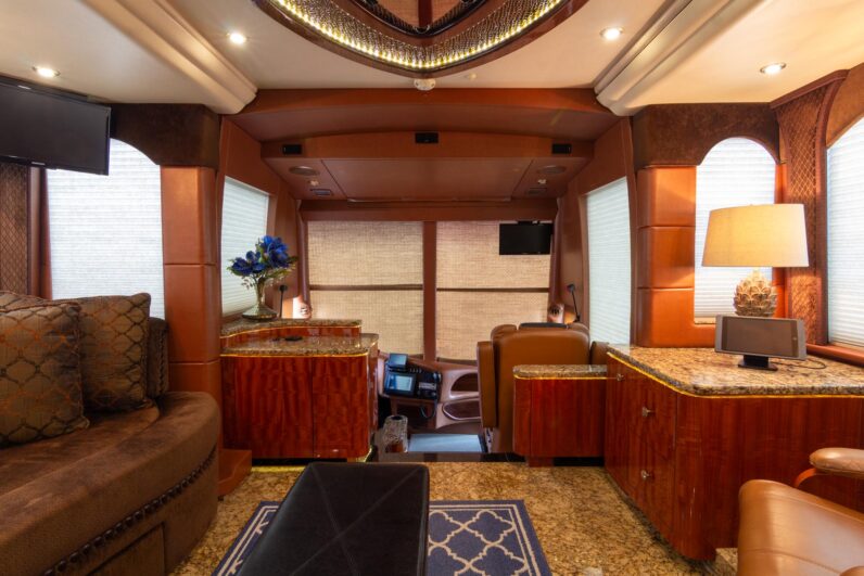 2014 Prevost Millennium H3-45 Quad Slide