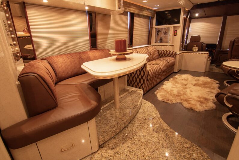 2007 Prevost Marathon XLV2 Double Slide