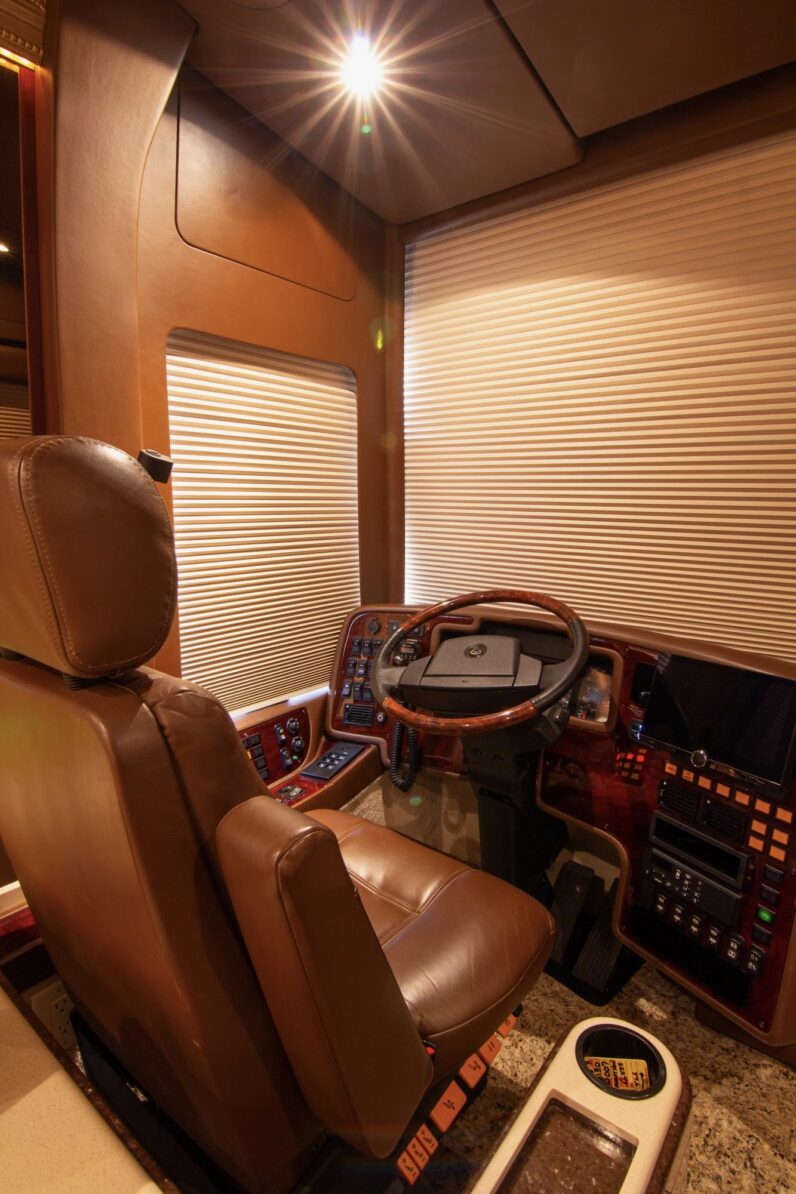 2007 Prevost Marathon XLV2 Double Slide