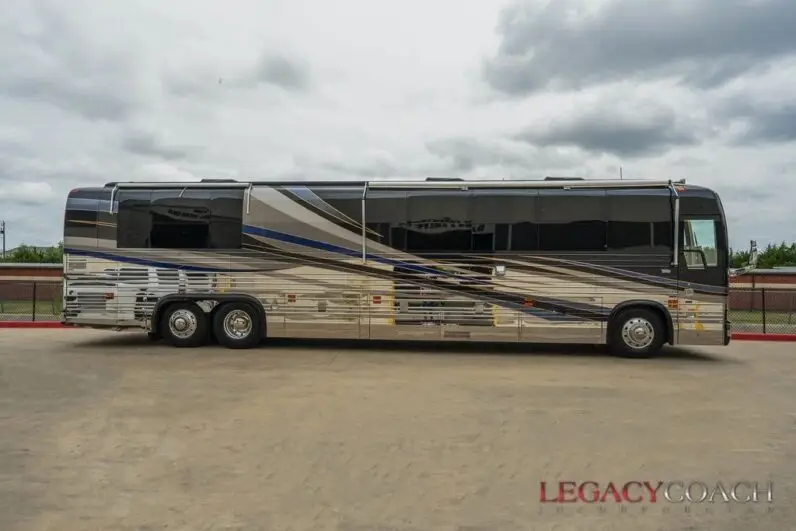 2004 Royale XLII Double Slide