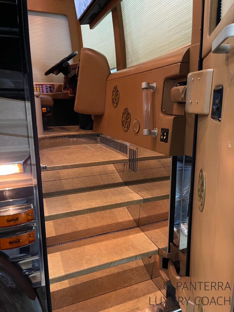 2003 Prevost Marathon XLII Non-Slide – Coach #0788