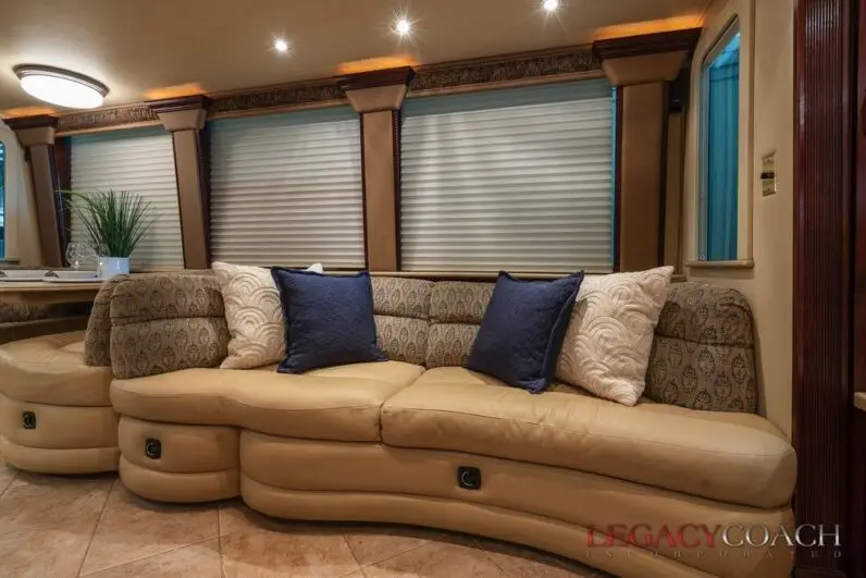 2004 Royale XLII Double Slide