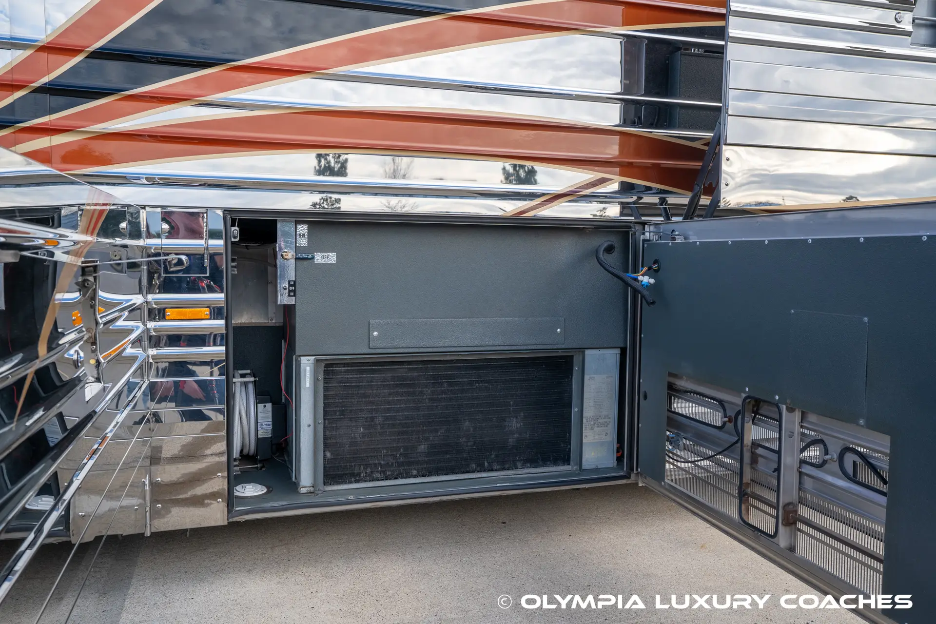 2006 Legendary XLII – Double Slide