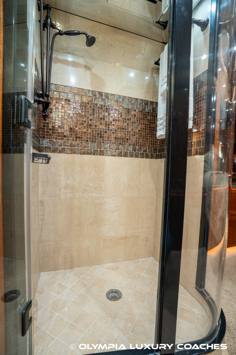 2010 Millennium H3-45 – Double Slide