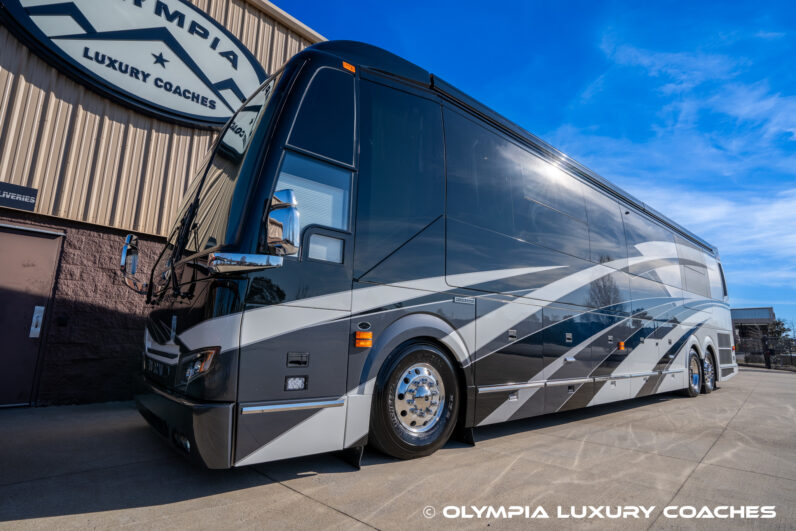 2022 Emerald H3-45 – Double Slide