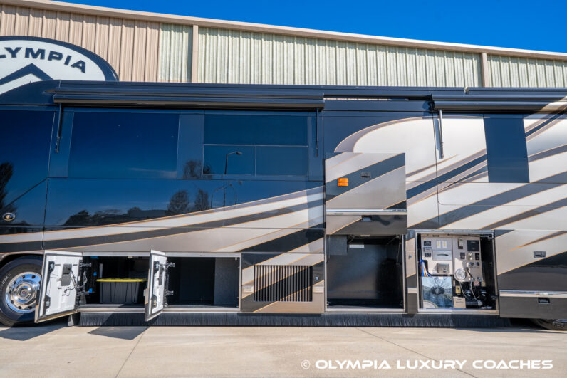 2007 Featherlite H3-45 – Double Slide