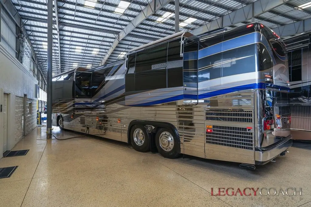 2004 Royale XLII Double Slide