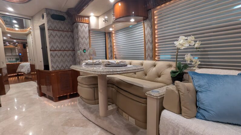2006 Liberty H3-45 – Double Slide
